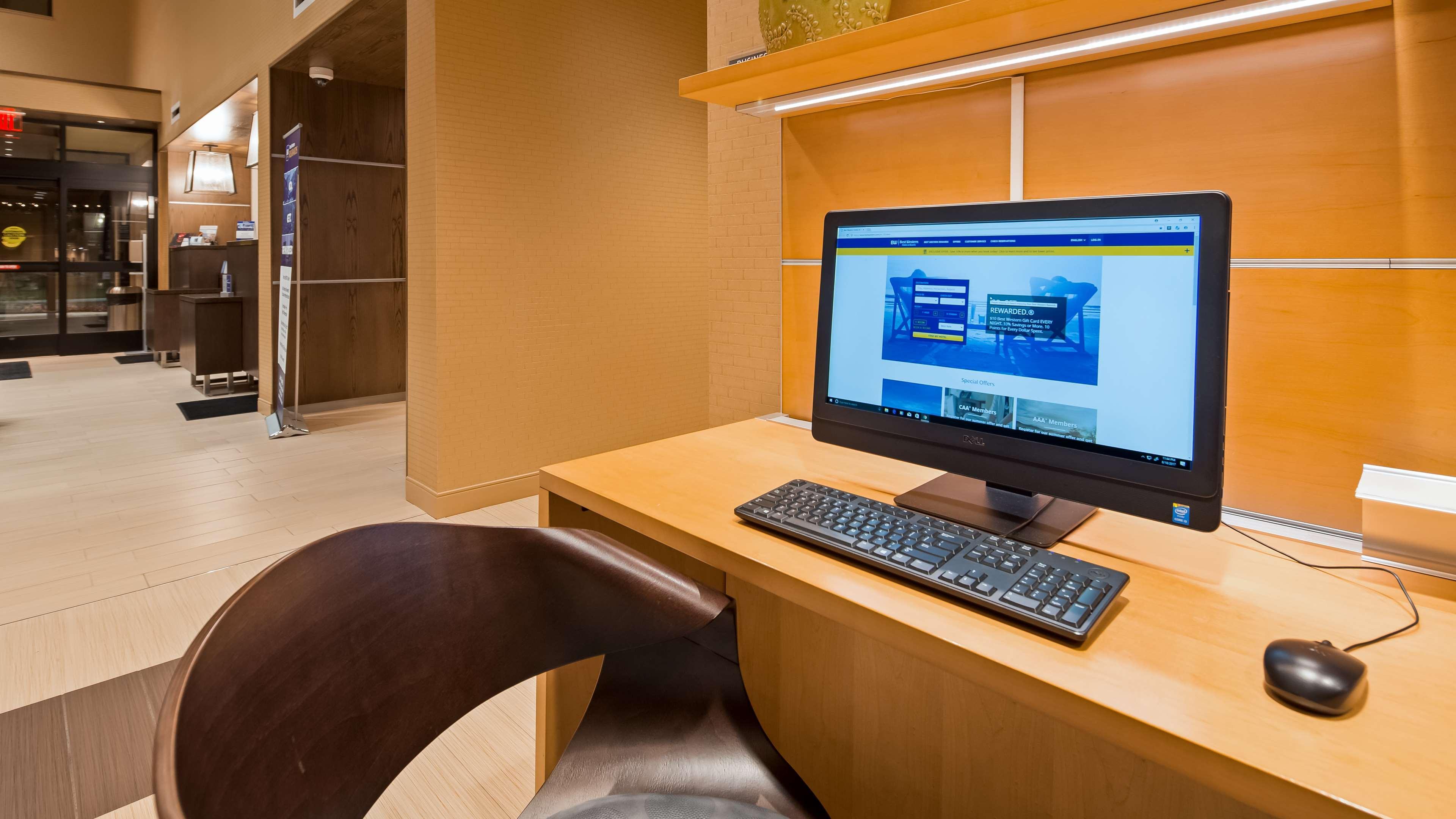 Western Franciscan Square Inn&suites Hotel Steubenville
