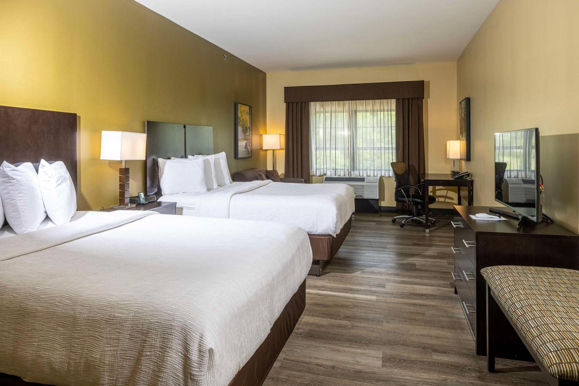 Western Franciscan Square Inn&suites Hotel 3*