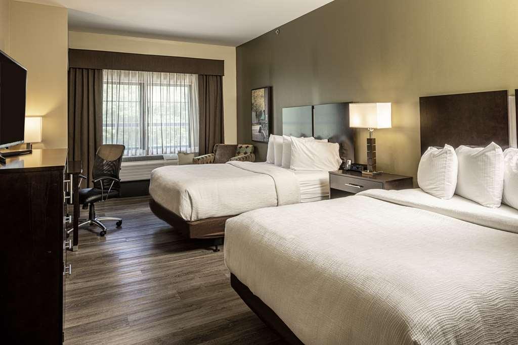Best Western Plus Franciscan Square Inn & Suites Steubenville Hotel 3*