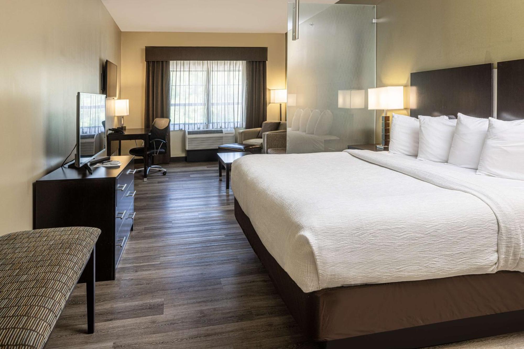 Hotel Western Franciscan Square & Steubenville