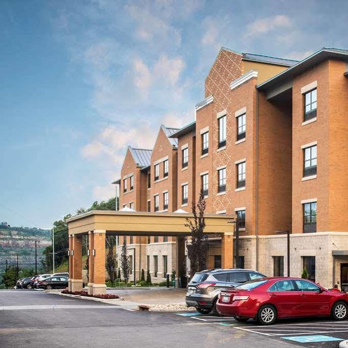 Hotel Best Western Plus Franciscan Square Inn & Suites Steubenville 3*